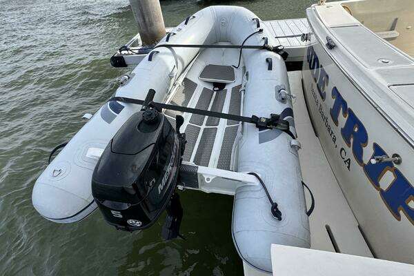 Mainship 34 TRAWLER Yacht For Sale