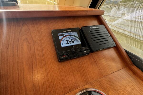 Side Trip 34ft Mainship Yacht For Sale