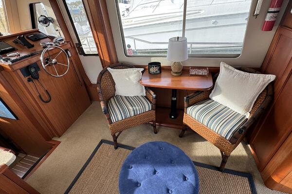 Side Trip 34ft Mainship Yacht For Sale