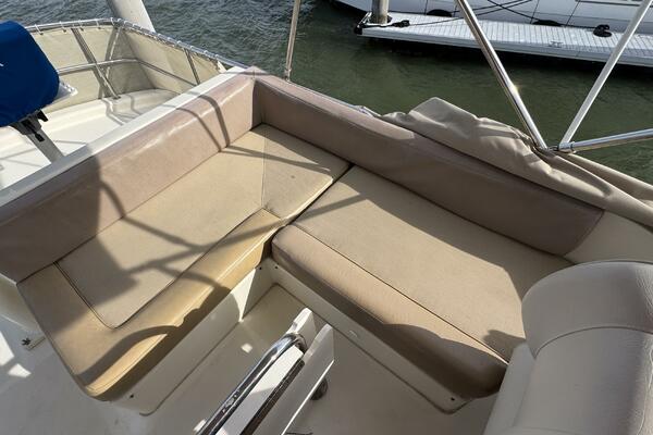 Side Trip 34ft Mainship Yacht For Sale