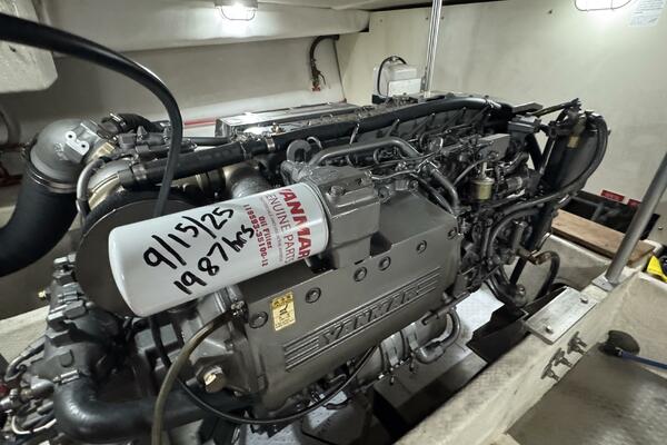 Side Trip 34ft Mainship Yacht For Sale