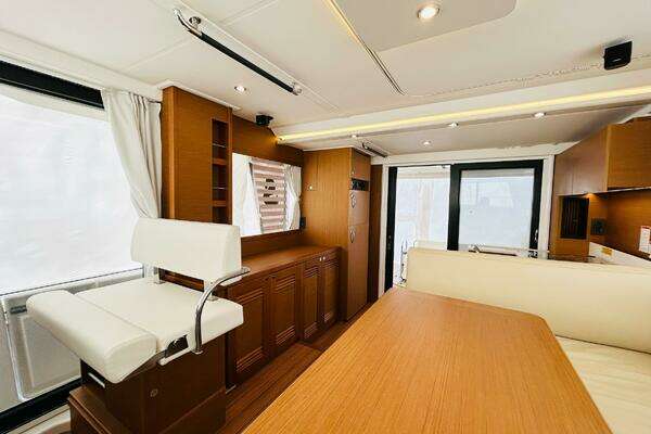 Beneteau Swift Trawler 41 Yacht For Sale