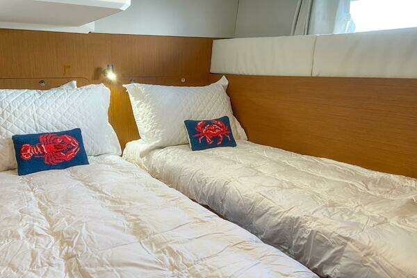 Beneteau Swift Trawler 41 Yacht For Sale