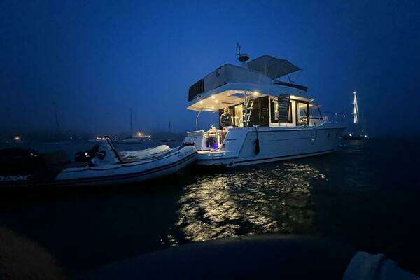 Beneteau Swift Trawler 41 Yacht For Sale