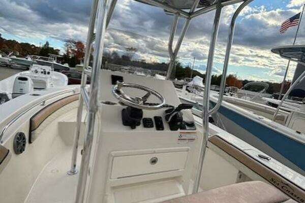 Photo of the 2023 Sea Chaser 20 HFC