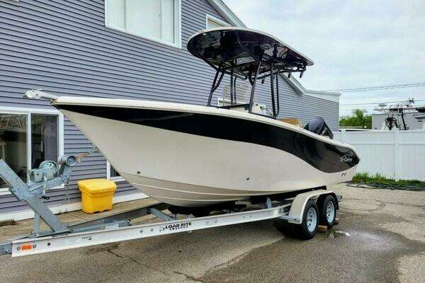 Photo of the 2023 Sea Chaser 22 HFC