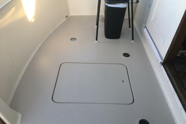 Concrete Idea 48ft Hatteras Yacht For Sale