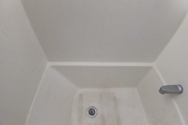 Concrete Idea 48ft Hatteras Yacht For Sale