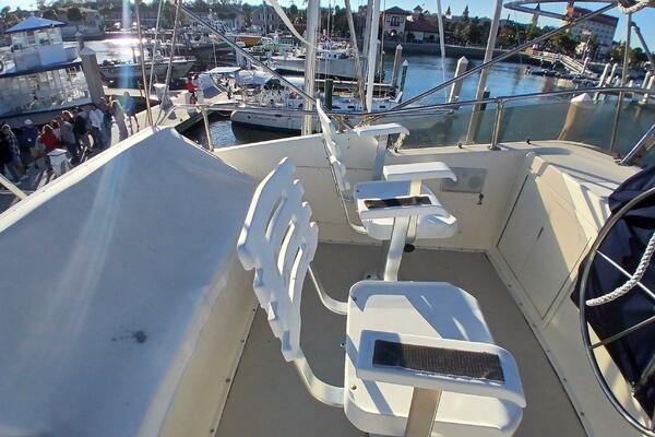Concrete Idea 48ft Hatteras Yacht For Sale