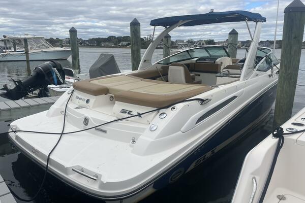 25ft Sea Ray Yacht For Sale