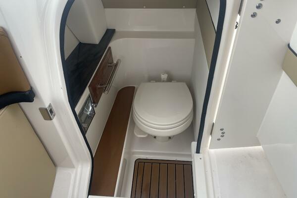 25ft Sea Ray Yacht For Sale