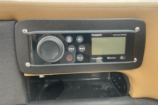 25ft Sea Ray Yacht For Sale