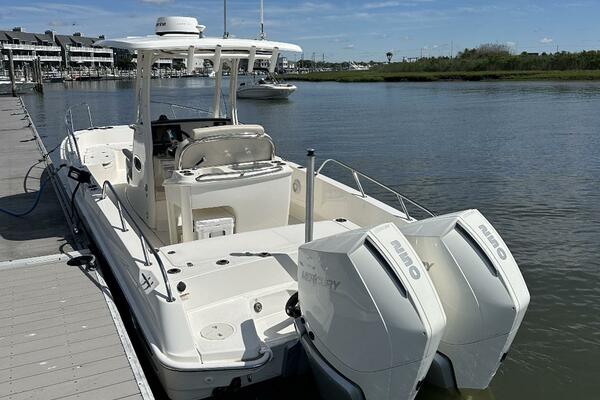 Bae Life 27ft Boston Whaler Yacht For Sale