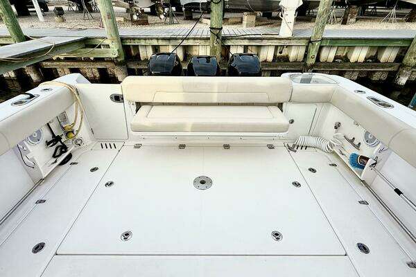 Boston Whaler 345 Conquest Pilothouse Yacht For Sale