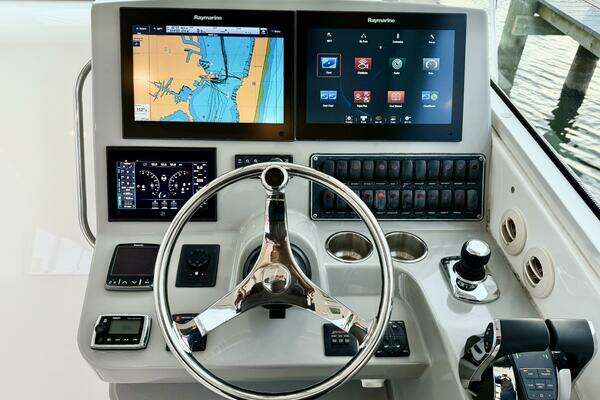 Boston Whaler 345 Conquest Pilothouse Yacht For Sale