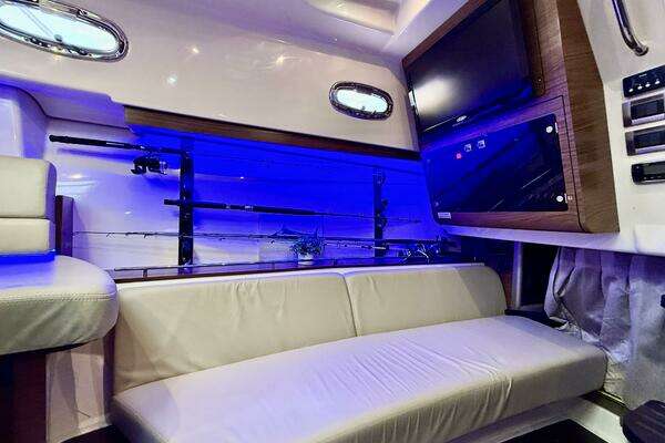 Boston Whaler 345 Conquest Pilothouse Yacht For Sale