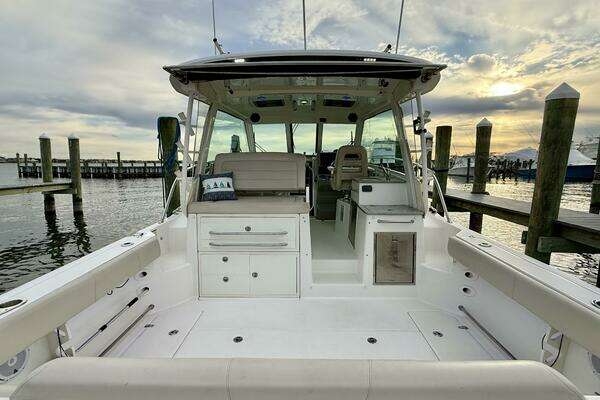 Boston Whaler 345 Conquest Pilothouse Yacht For Sale