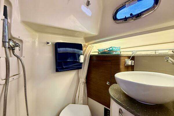 Boston Whaler 345 Conquest Pilothouse Yacht For Sale