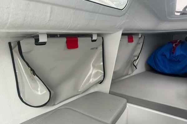 Salubrity 24ft Beneteau Yacht For Sale