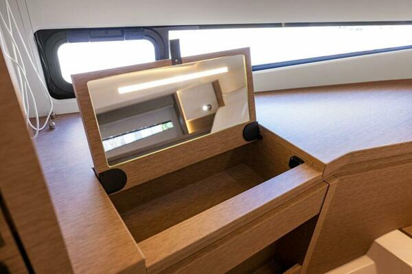 2025 Prestige 460 Flybridge - Sistership