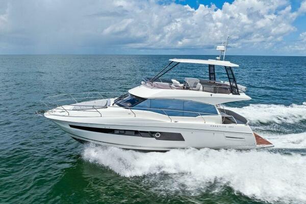 2025 Prestige 460 Flybridge - Sistership