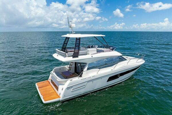 2025 Prestige 460 Flybridge - Sistership
