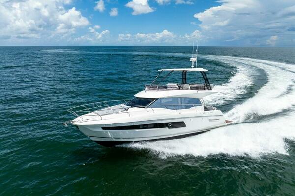 2025 Prestige 460 Flybridge - Sistership