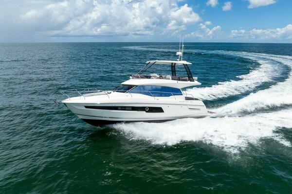 2025 Prestige 460 Flybridge - Sistership