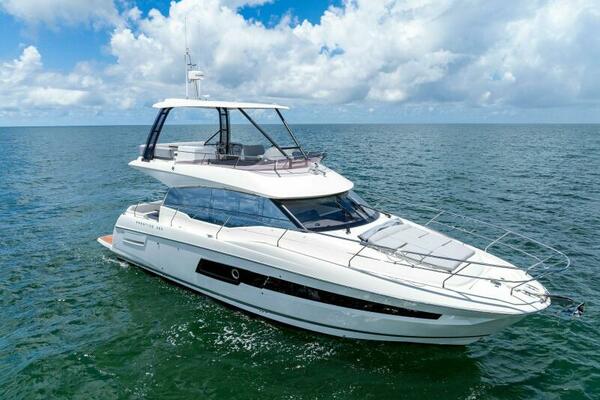 2025 Prestige 460 Flybridge - Sistership