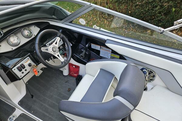 19ft Yamaha Boats Yacht For Sale