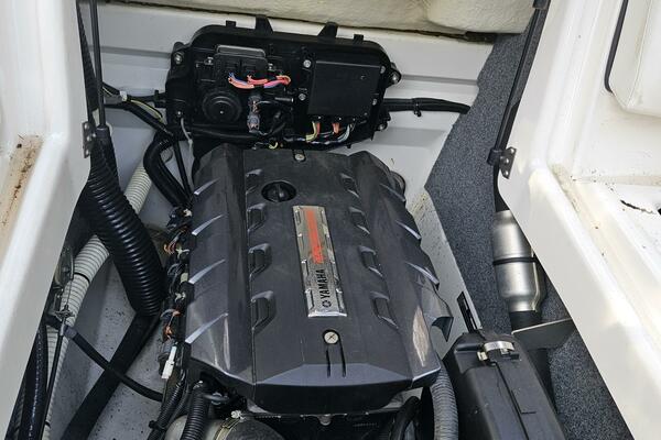 19ft Yamaha Boats Yacht For Sale