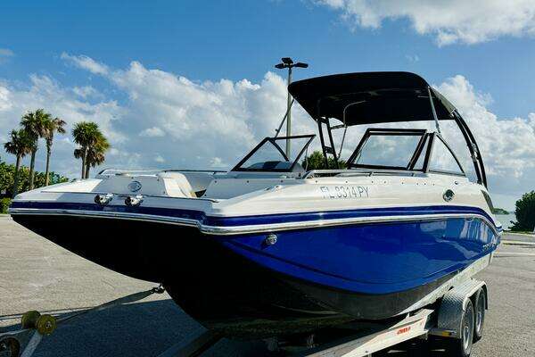 Photo of the 2015 Starcraft Crossover 250 SCX OB