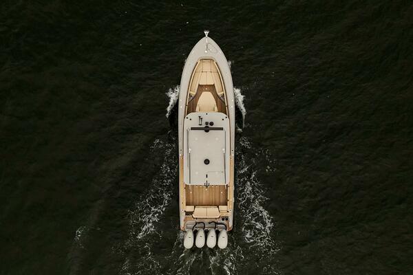 42ft HCB Yacht For Sale