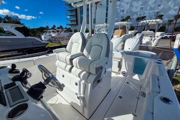 28ft Sea Fox Yacht For Sale