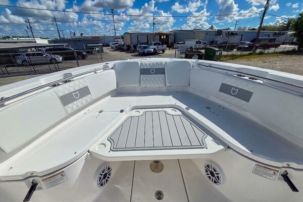 28ft Sea Fox Yacht For Sale