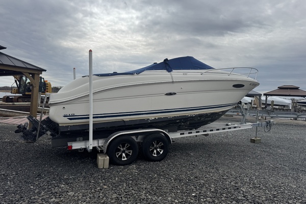 21ft Sea Ray Yacht For Sale