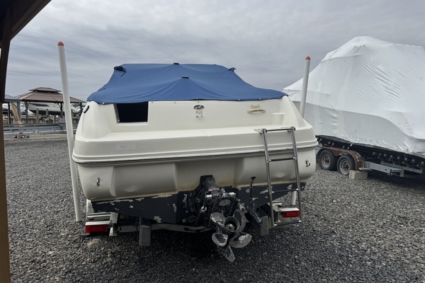 Photo of the 2004 Sea Ray 215 Weekender