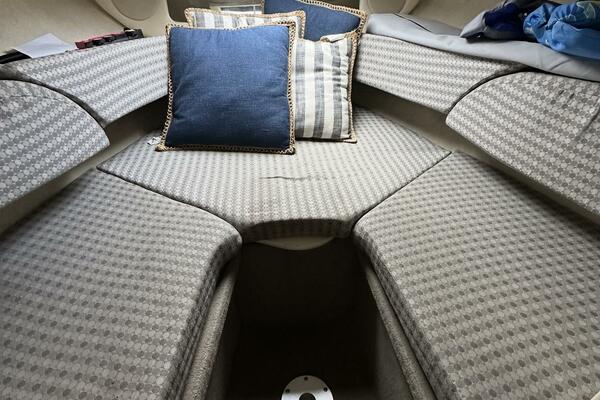 21ft Sea Ray Yacht For Sale