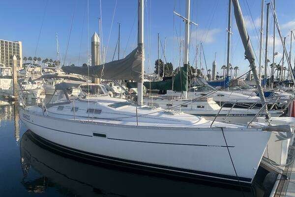32-ft-Beneteau-2005-323-Seas the Day  San Diego California United States  yacht for sale