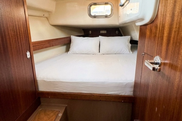 Whiskey Compass 42ft Bavaria Yacht For Sale