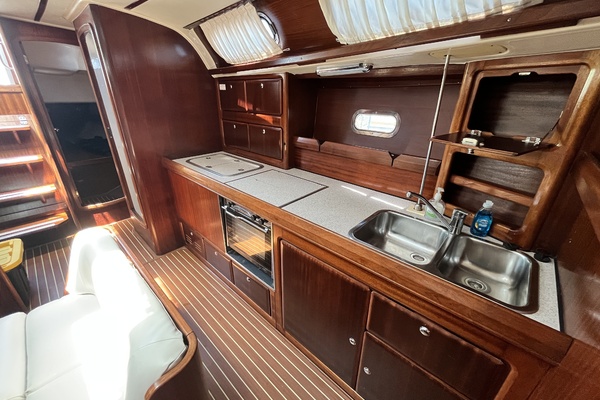 Whiskey Compass 42ft Bavaria Yacht For Sale