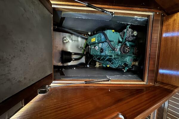 Whiskey Compass 42ft Bavaria Yacht For Sale