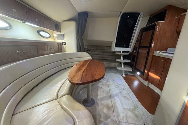 37ft Larson Yacht For Sale