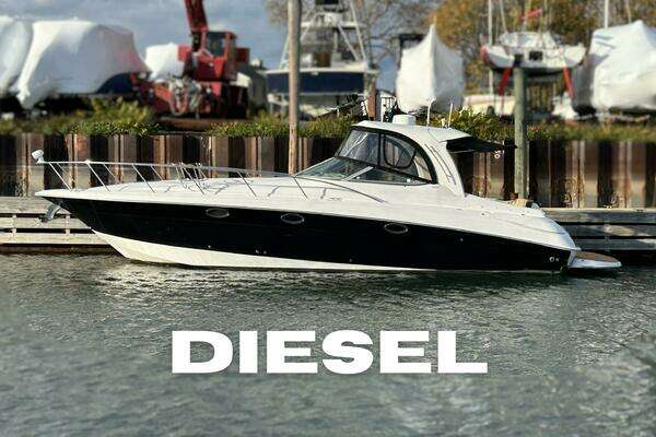 37-ft-Larson-2007-370 Cabrio- Norwalk Connecticut United States  yacht for sale