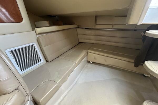 37ft Larson Yacht For Sale