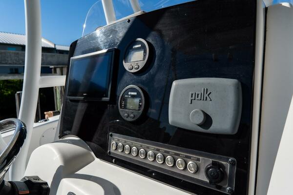 230 CC Adventure 23ft Tidewater Yacht For Sale