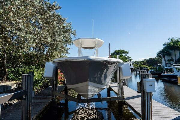 230 CC Adventure 23ft Tidewater Yacht For Sale