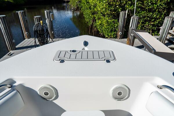 230 CC Adventure 23ft Tidewater Yacht For Sale