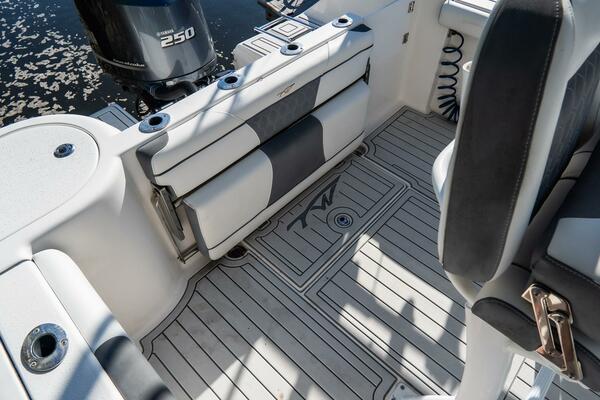 230 CC Adventure 23ft Tidewater Yacht For Sale