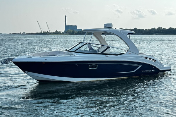 2017 Chaparral 307 SSX